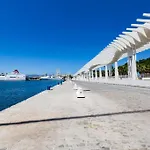 Gmc Turistics - The Picasso Neighborhood House