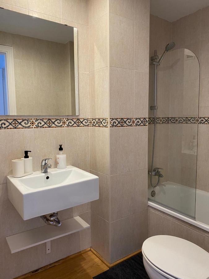 Gmc Turistics - The Picasso Neighborhood House Apartment